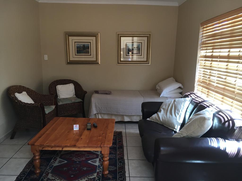 Kleinplaas Guest Farm Hotel Potchefstroom Kültér fotó