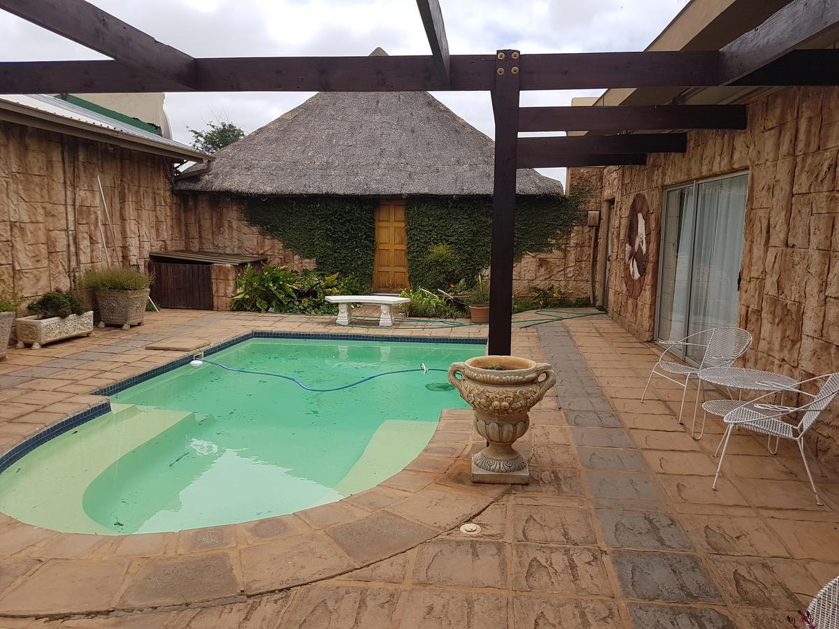 Kleinplaas Guest Farm Hotel Potchefstroom Kültér fotó